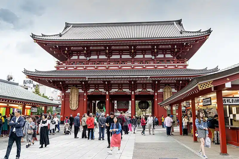 Sensō-ji sijaitsee Tokiossa, Asakusan alueella.